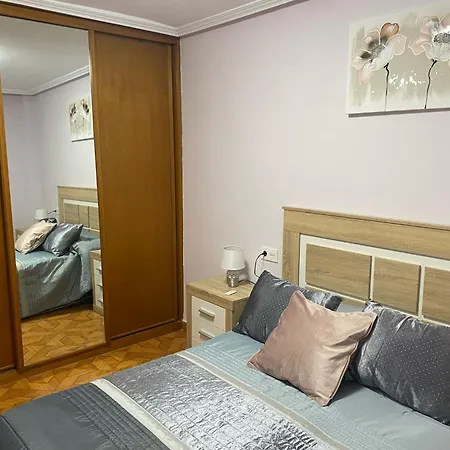 Les Xanes De Candas Gijón